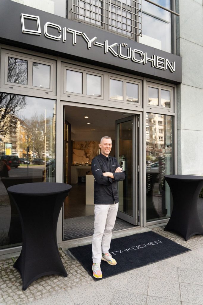 Für die Neuausrichtung des Vertriebs hatten wir Gaggenau Europe im Studio bei City Küchen zu Gast.